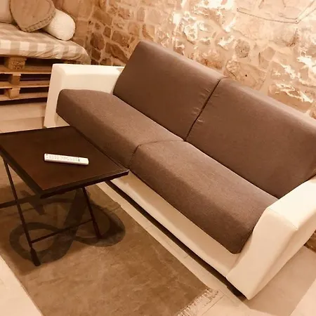 Dimora Rossi 3*