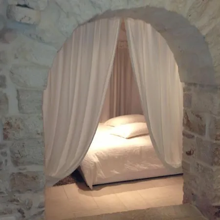Dimora Rossi 3* Turi