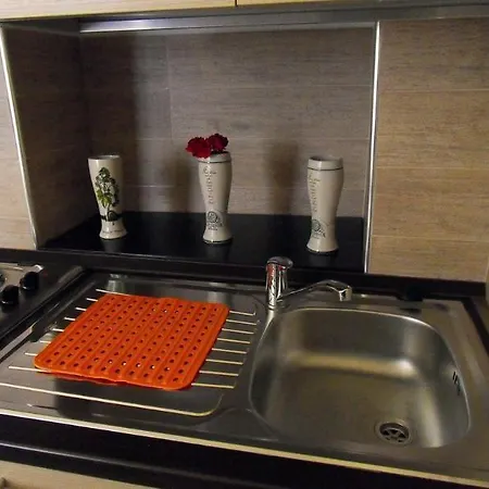 Hotel Dimora Rossi 3*