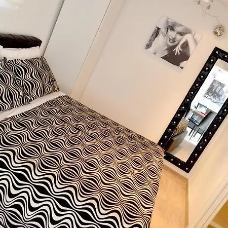 Hotel Dimora Rossi 3*