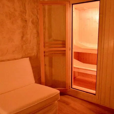 Hotel Dimora Rossi 3*